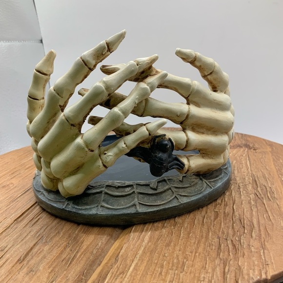 Yankee Candle Halloween Skeleton Bones Hands Spider Web Base Jar Candle Holder - Picture 3 of 6